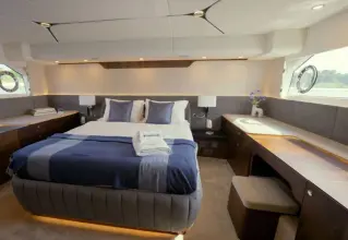 Thumbnail von Fairline Squadron 58