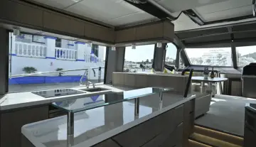 Thumbnail von Galeon 680 FLY