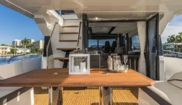 Thumbnail von Galeon 680 FLY