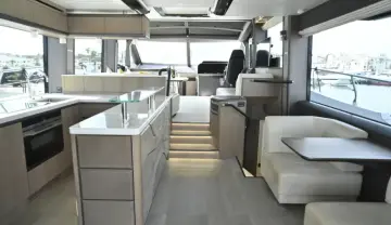 Thumbnail von Galeon 680 FLY