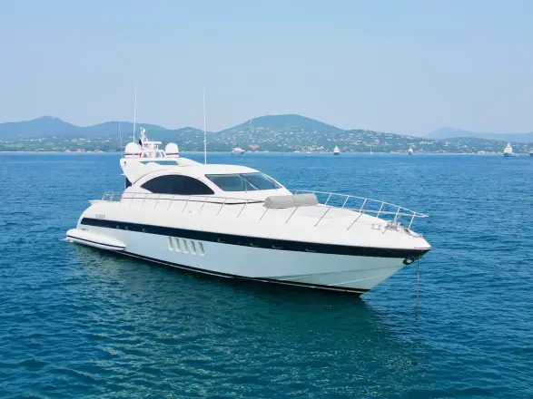 Mangusta 72 CARO