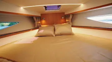 Thumbnail von Galeon 335 HTS