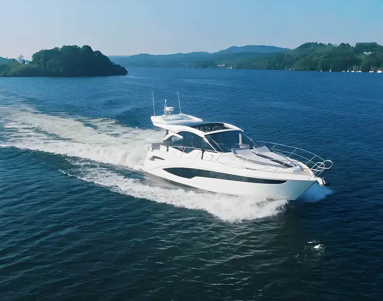 Galeon 425 HTS Galeon