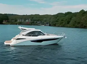 Galeon 335HTS GALEON