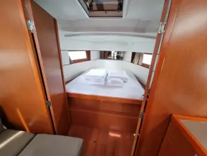 Thumbnail von Beneteau Oceanis 38.1