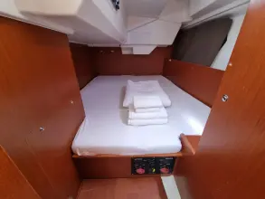 Thumbnail von Beneteau Oceanis 38.1