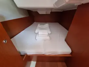 Thumbnail von Beneteau Oceanis 38.1