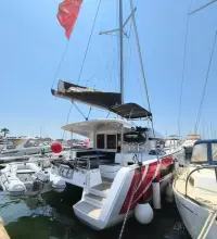 Lagoon 40