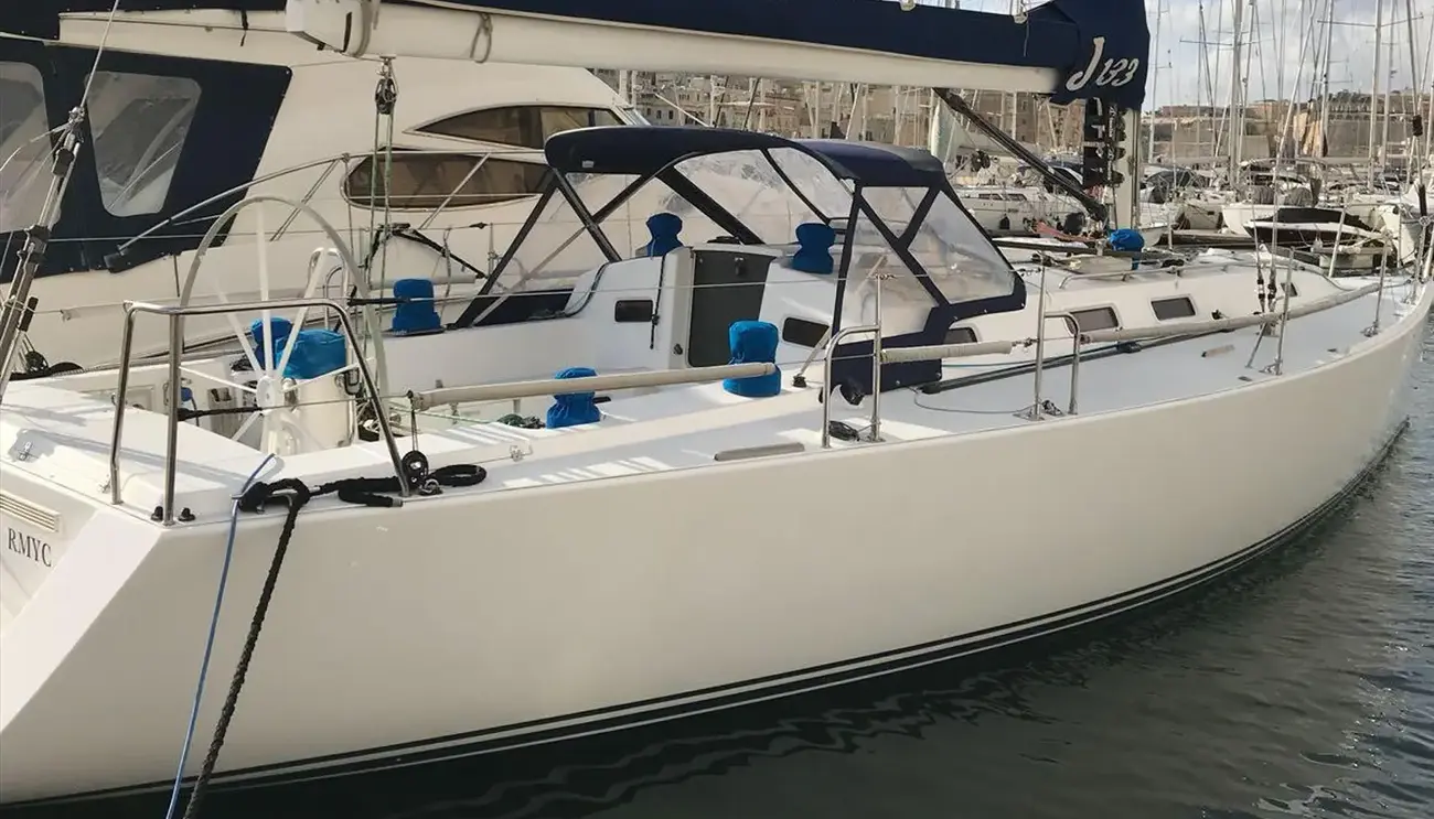 J Boats J133 Juno