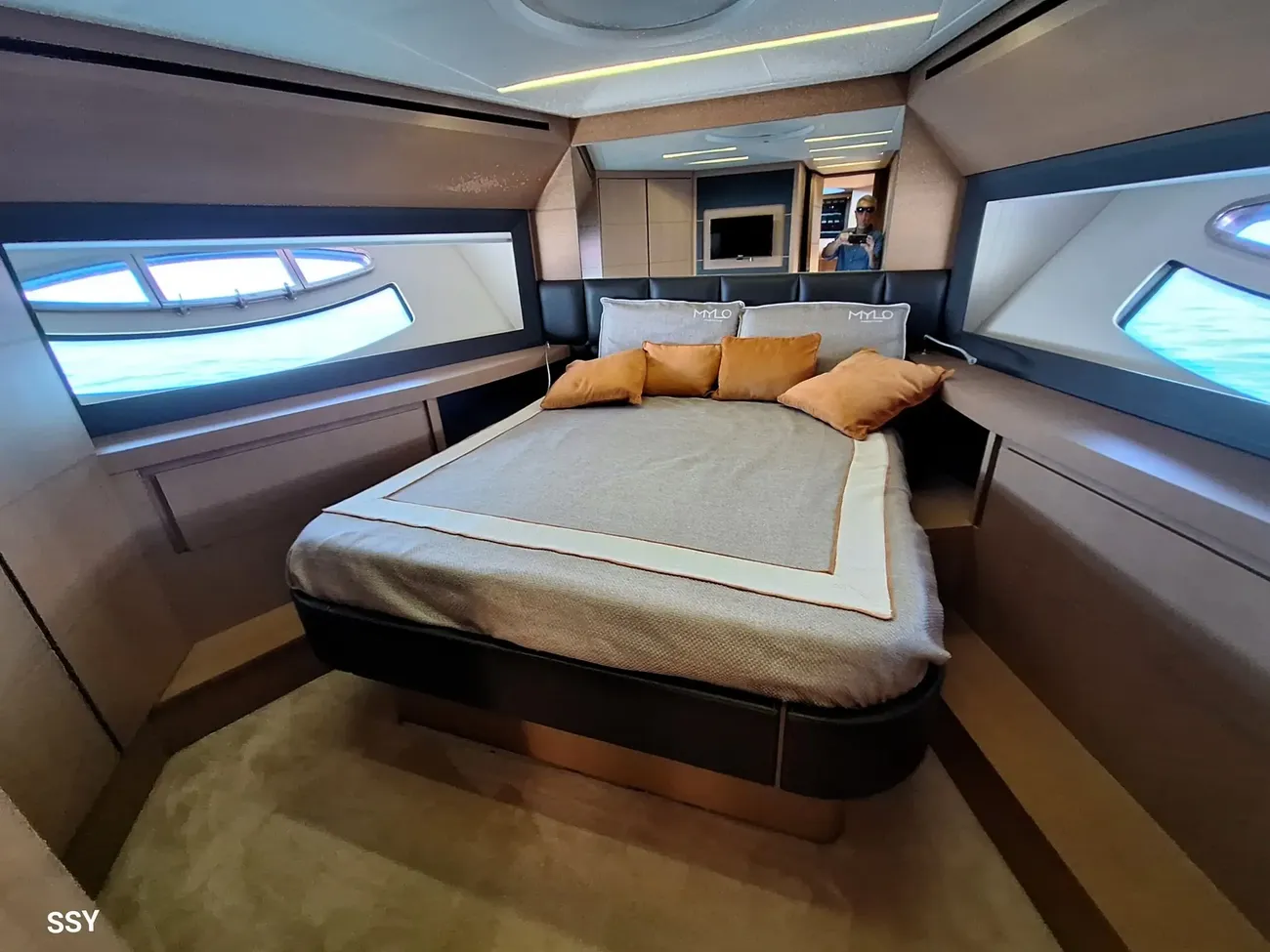 Thumbnail von Pershing 74