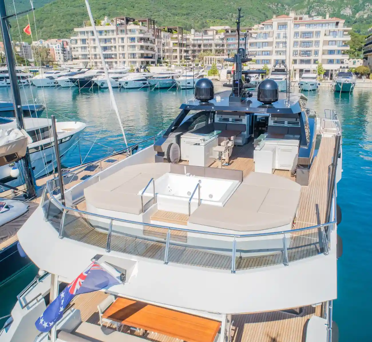 Thumbnail von Astondoa 100 Century