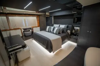 Thumbnail von Astondoa 100 Century