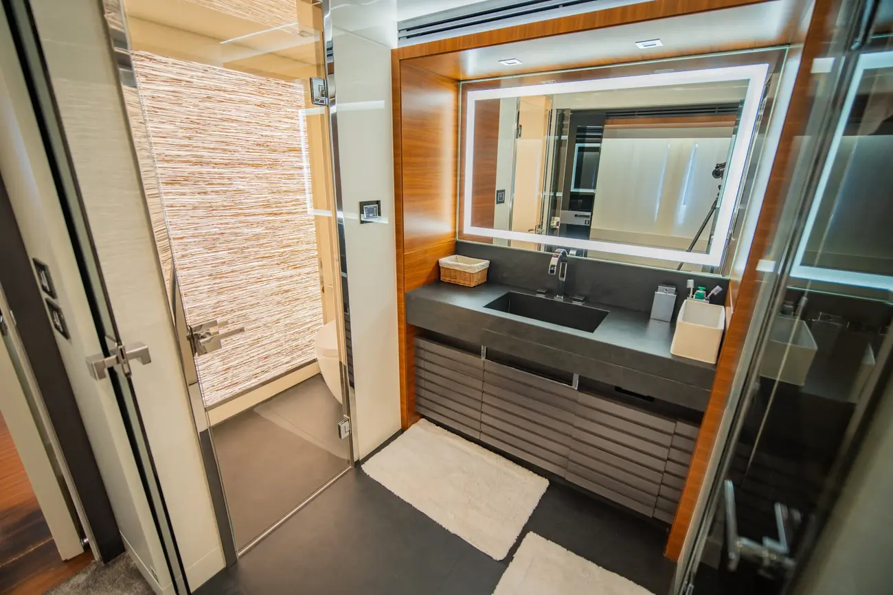 Thumbnail von Astondoa 100 Century