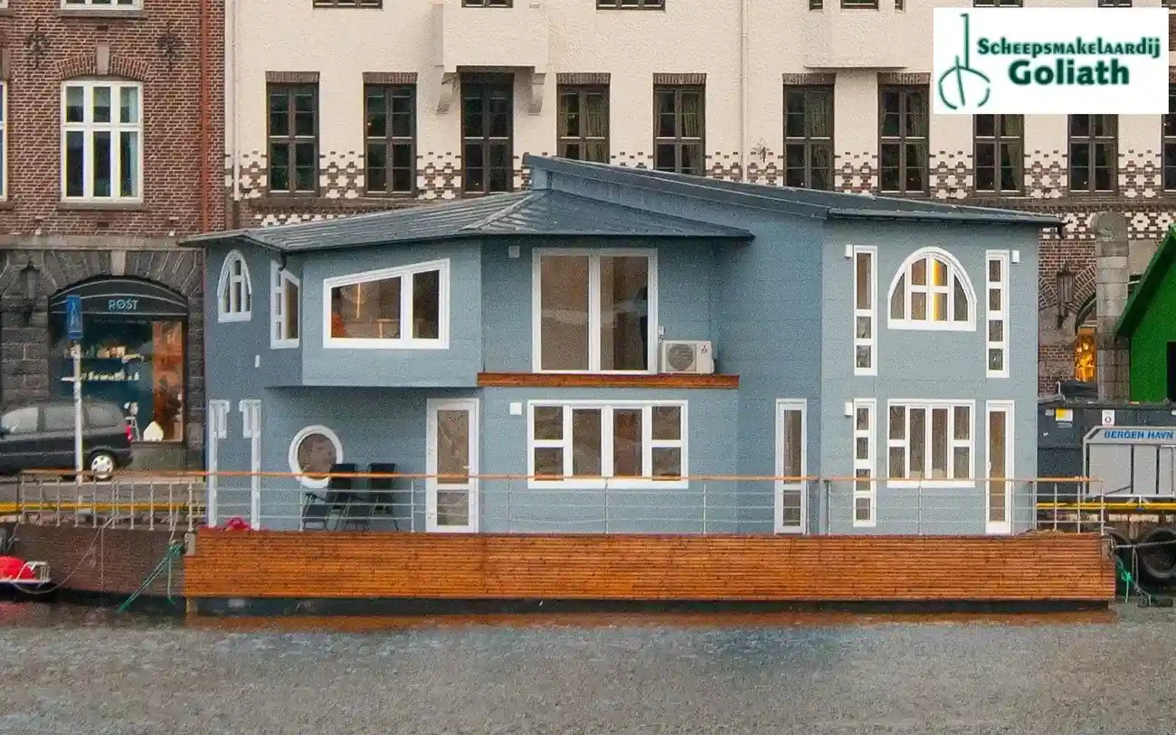 Thumbnail von Grey Floating House Houseboat
