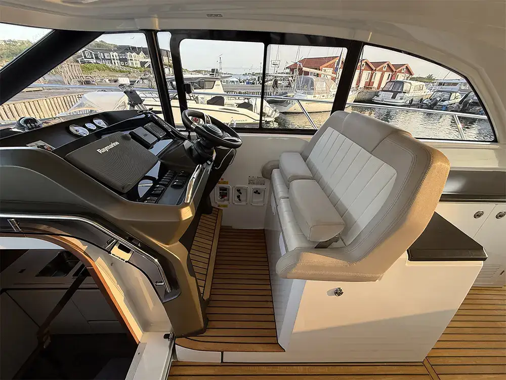 Thumbnail von Jeanneau Leader 46