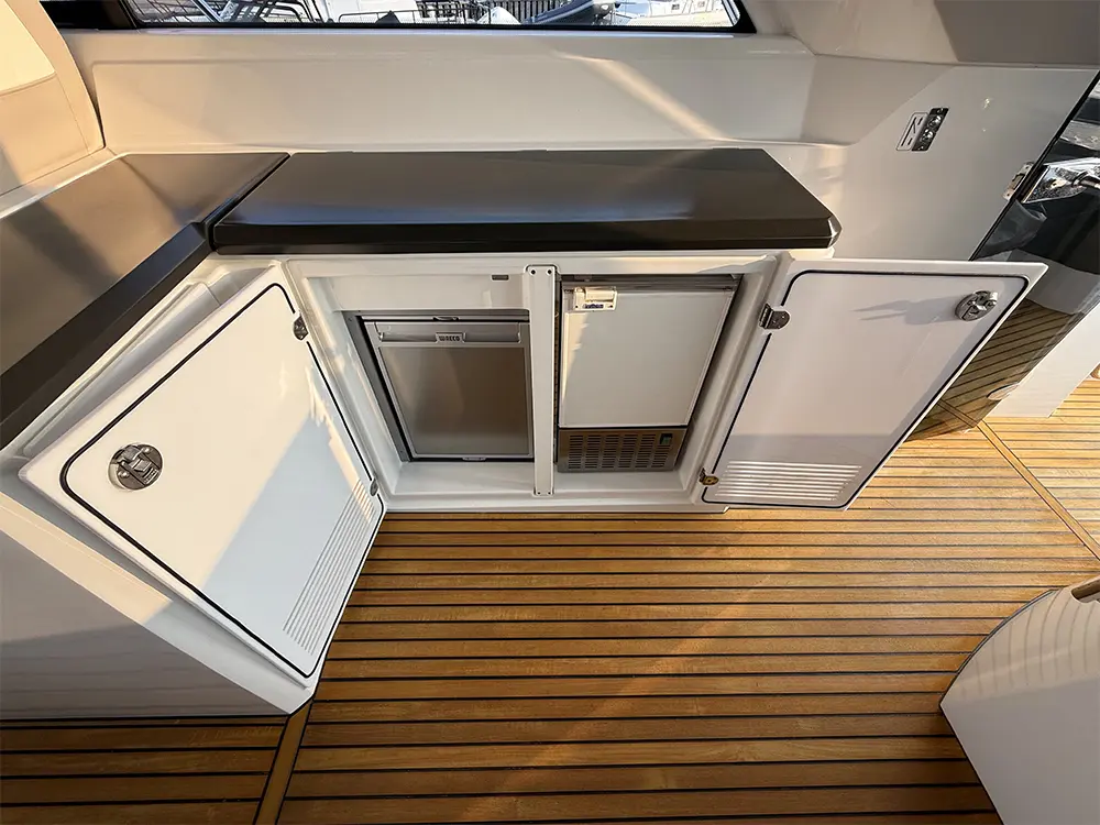 Thumbnail von Jeanneau Leader 46