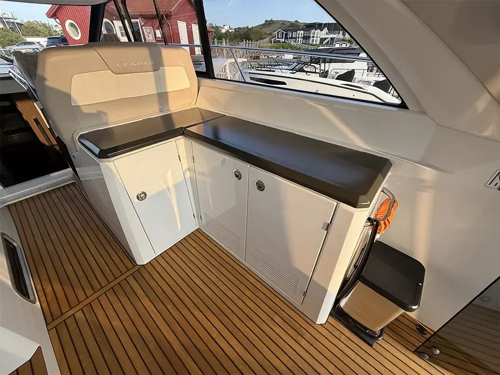 Thumbnail von Jeanneau Leader 46