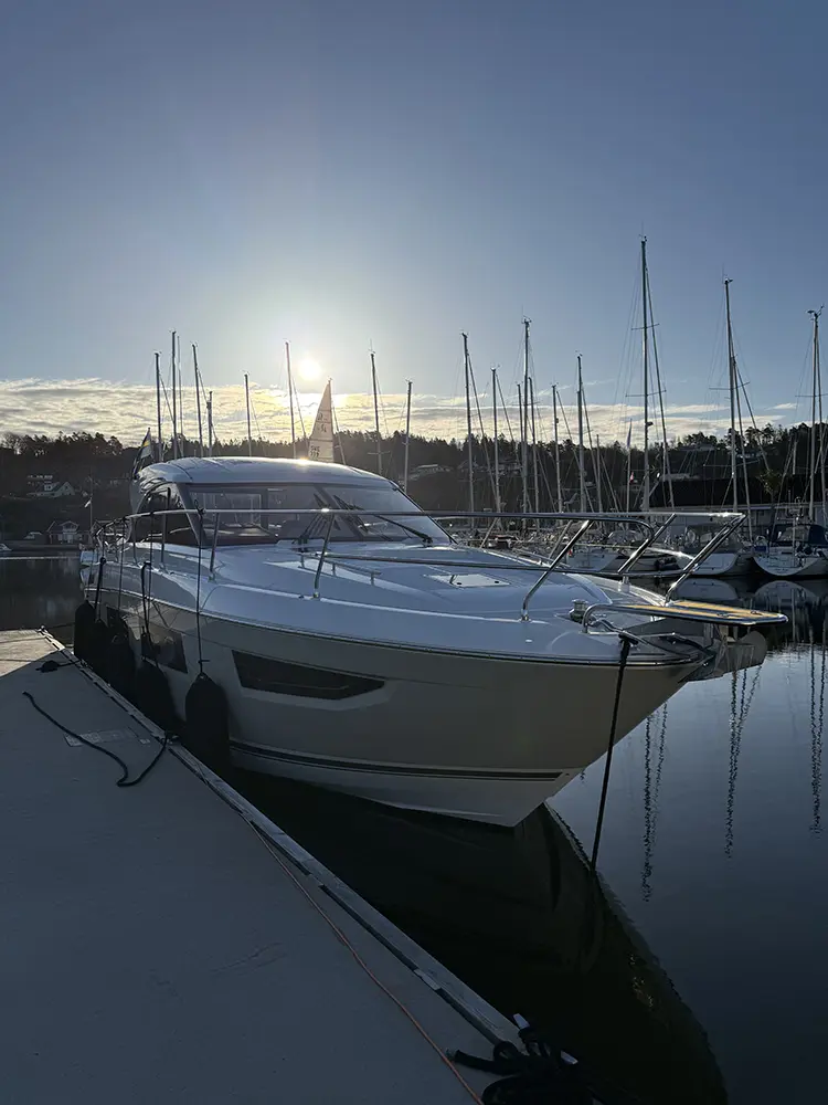 Thumbnail von Jeanneau Leader 46