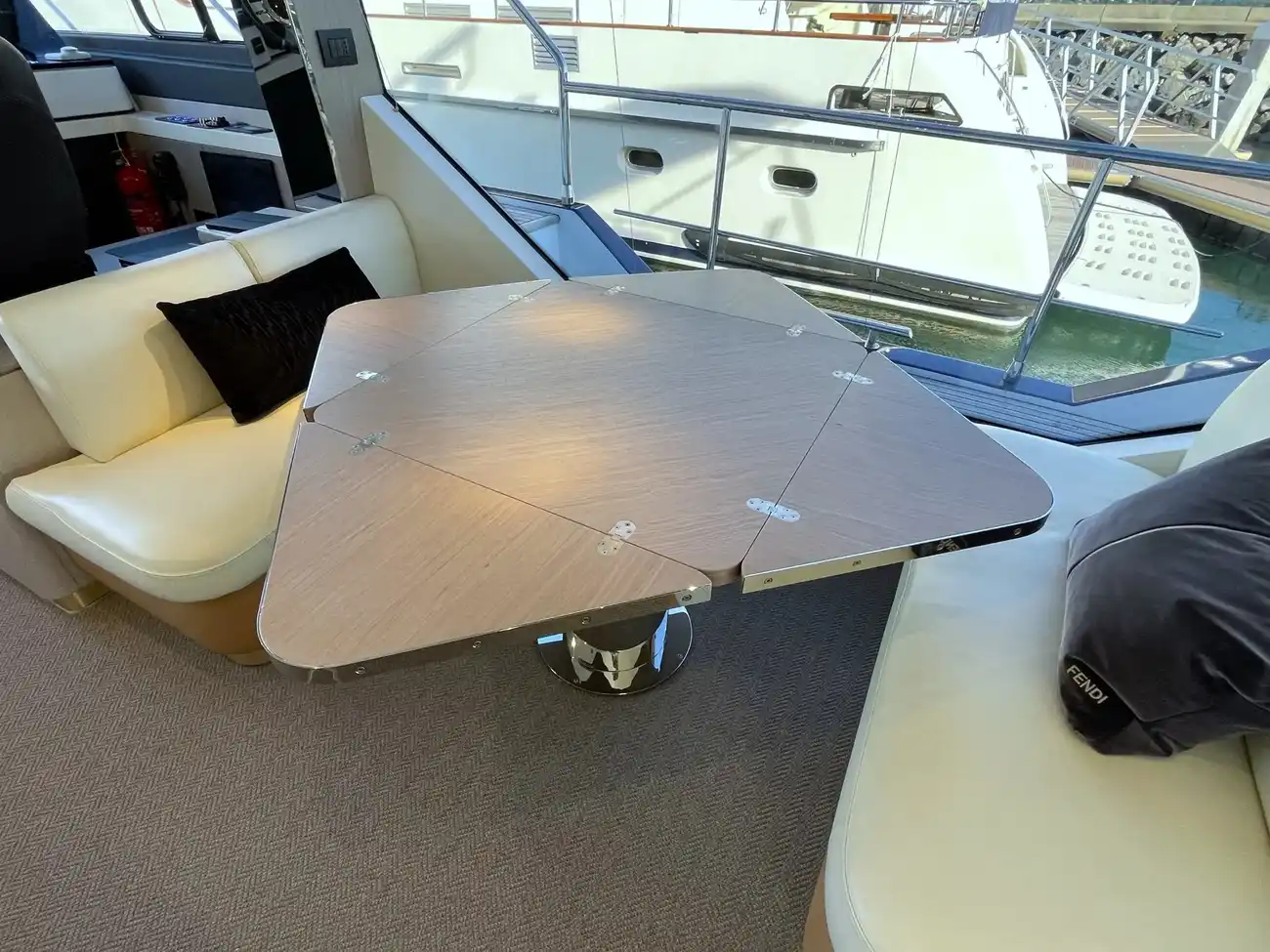 Thumbnail von Azimut 60 Mare