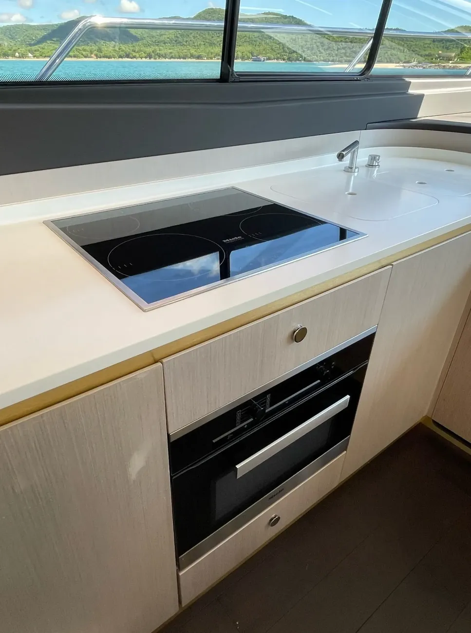 Thumbnail von Azimut 60 Mare