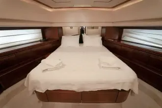 Thumbnail von Ferretti Yachts 80 Hanan