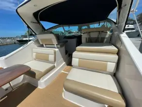 Thumbnail von Tiara Yachts 3100 Coronet
