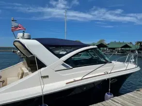 Thumbnail von Tiara Yachts 3100 Coronet