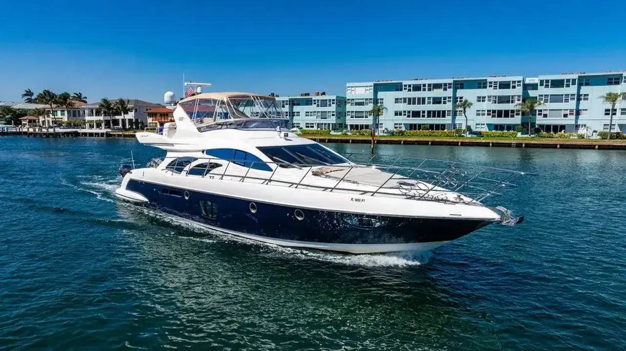Azimut 62