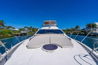 Thumbnail von Azimut 62