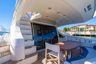 Thumbnail von Azimut 62