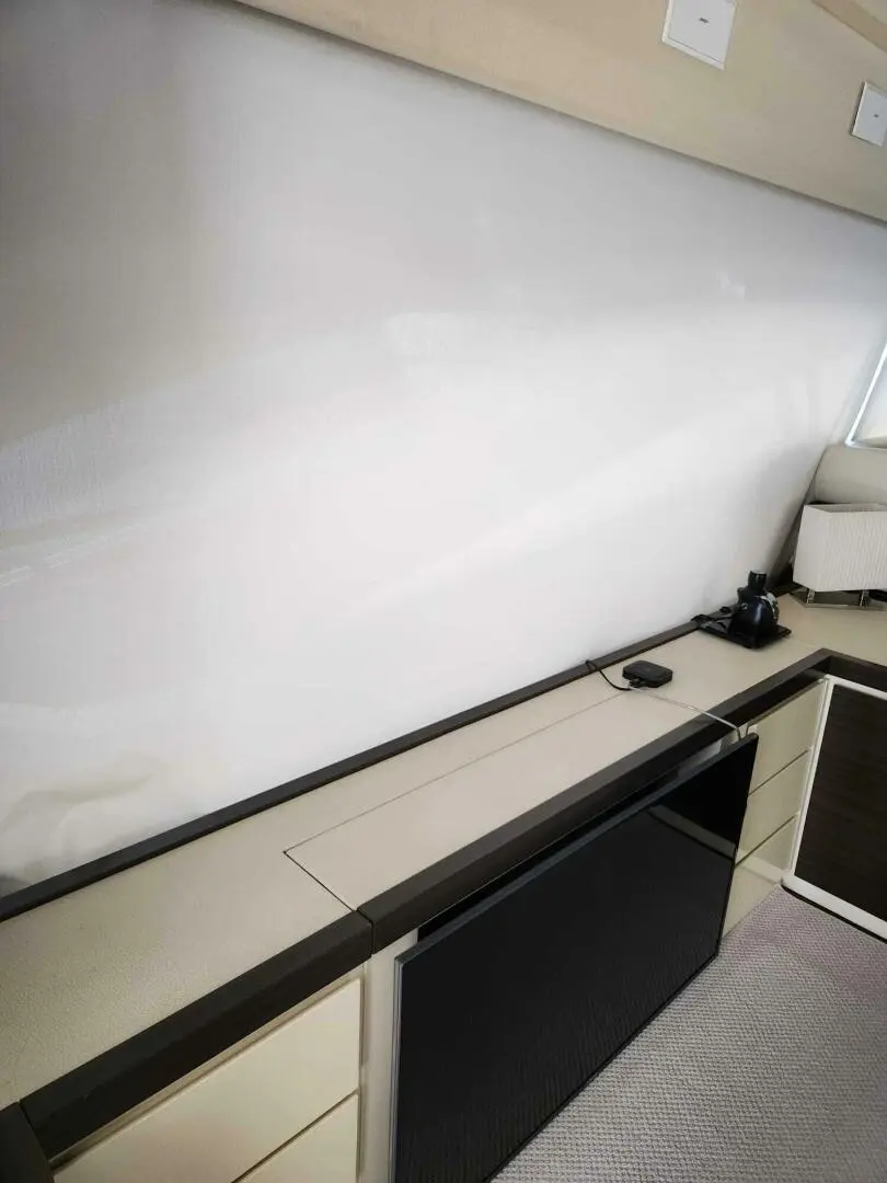 Thumbnail von Azimut 70