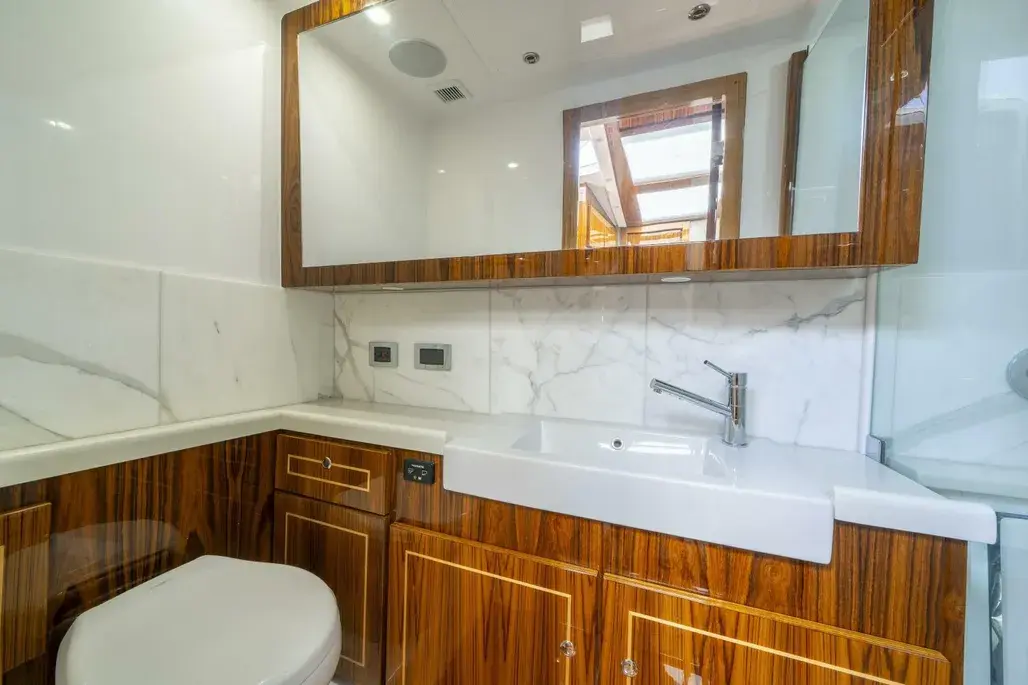 Thumbnail von Hcb 65 Estrella