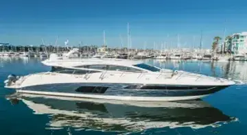 Sea Ray 590 Fly Bridge
