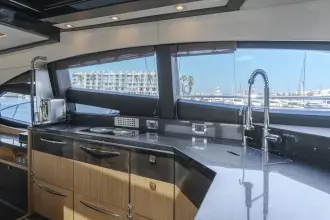 Thumbnail von Sea Ray 590 Fly Bridge