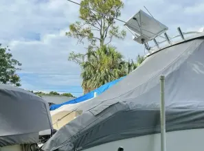 Thumbnail von Pursuit 280 CC Low Cay