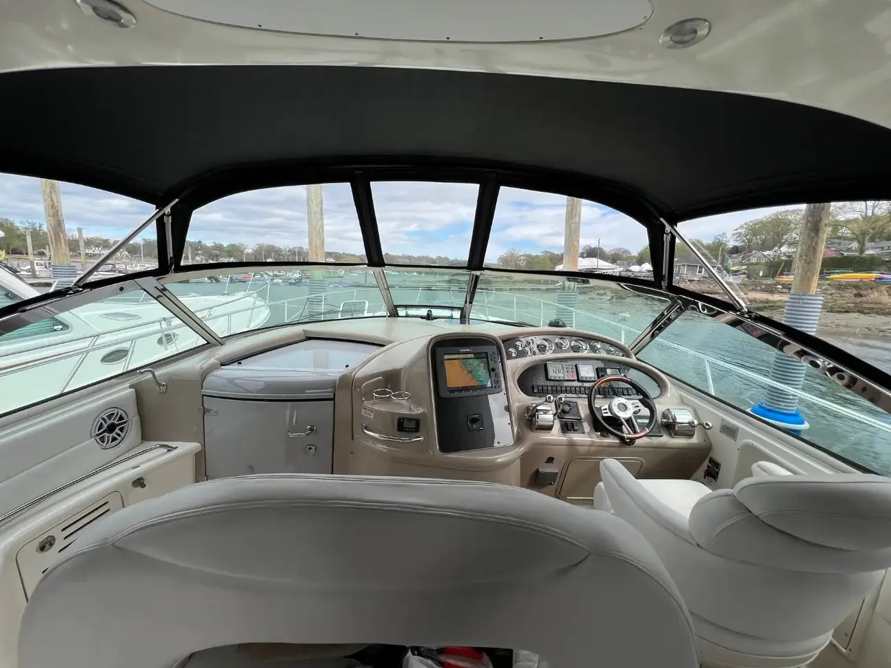 Thumbnail von Sea Ray 410 Sundancer