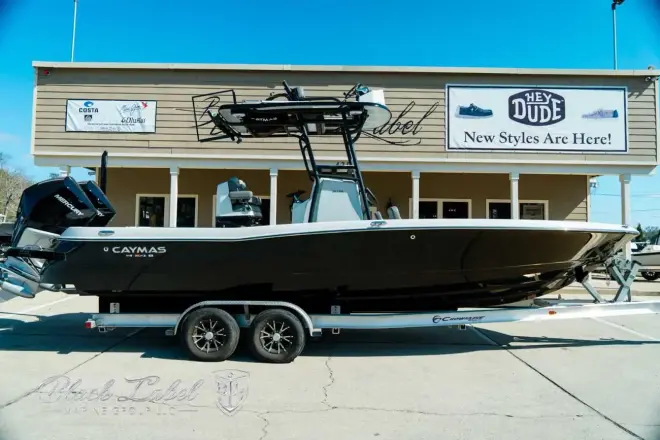 Caymas 281 HB Boat #CY172