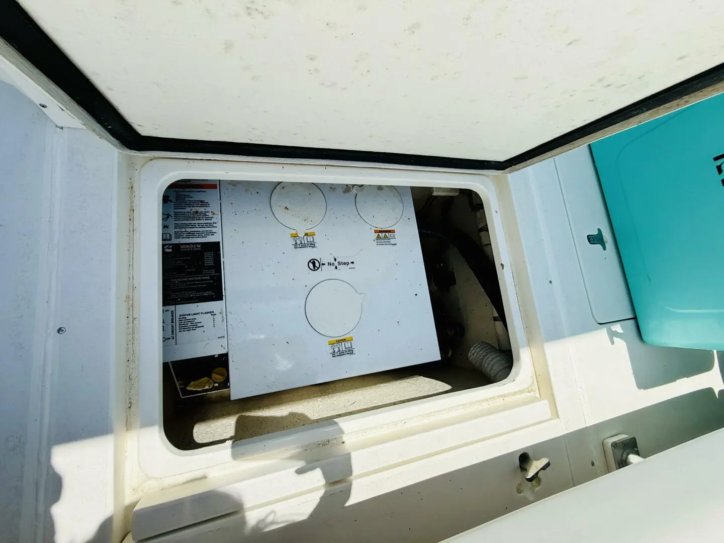 Thumbnail von Intrepid 377 WA