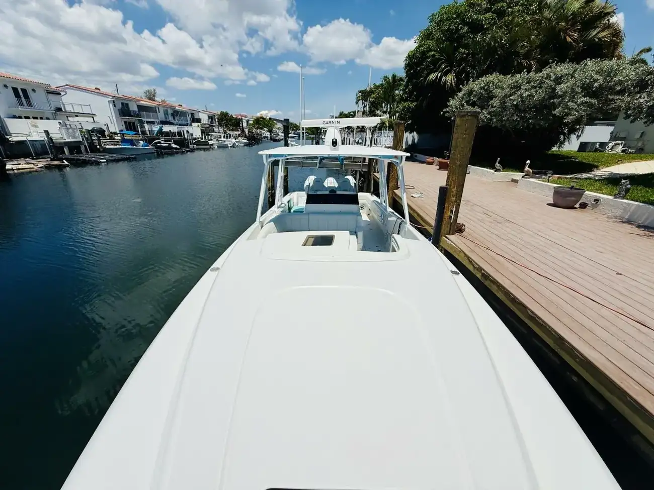 Thumbnail von Intrepid 377 WA