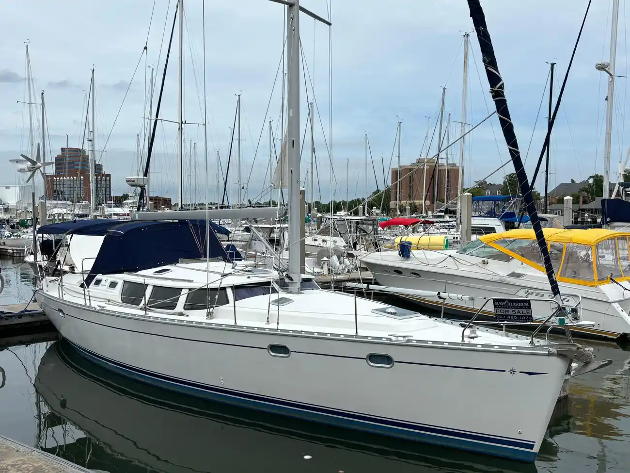 Jeanneau Sun Odyssey 43 DS NECESSITY