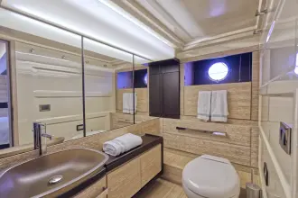 Thumbnail von Azimut 64 Flybridge Neena