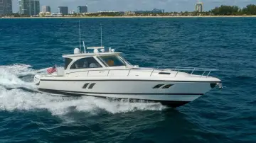 Thumbnail von Intrepid 47 Sport Yacht Keep'n it reel