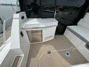 Thumbnail von Regal 38 XO 19TH HOLE