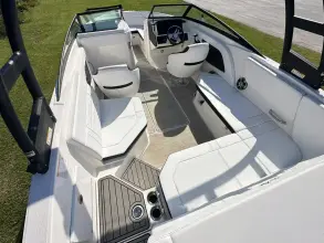 Thumbnail von Sea Ray SPX 230 Outboard