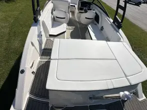 Thumbnail von Sea Ray SPX 230 Outboard