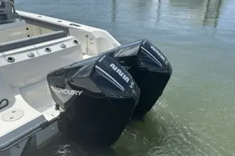 Thumbnail von Boston Whaler 250 Outrage