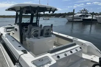 Thumbnail von Boston Whaler 250 Outrage
