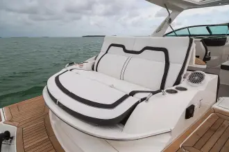 Thumbnail von Sea Ray SLX 350 Outboard