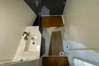 Thumbnail von Boston Whaler 330 Vantage