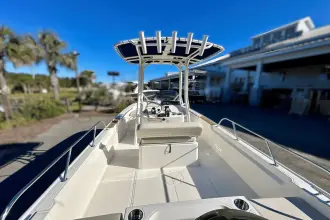 Thumbnail von Boston Whaler 190 Montauk